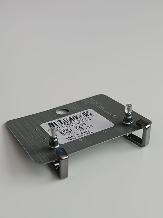 Szare grafitowe małe kwadratowe kolczyki