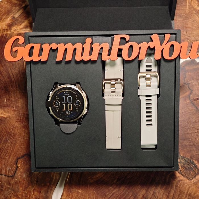 Garmin Fenix 8 43 mm, AMOLED, Sapphire два ремінця  010-02903-40