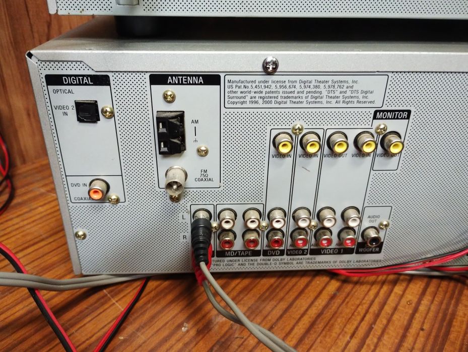 SONY amplituner + cd