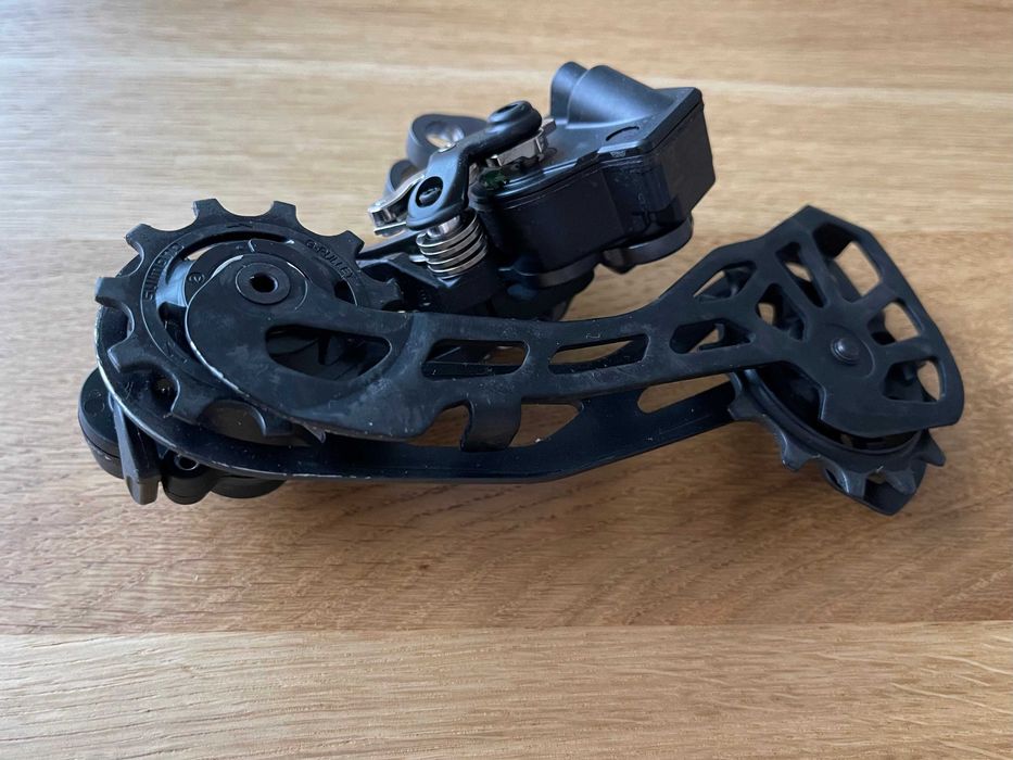 Przerzutka tylna SHIMANO GRX Di2 RD-RX815 SGS 2x11s BRAK ŚRUBY [PT-B1]
