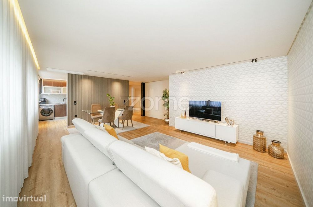 Apartamento T3 Renovado, em Vila de Prado, Vila Verde