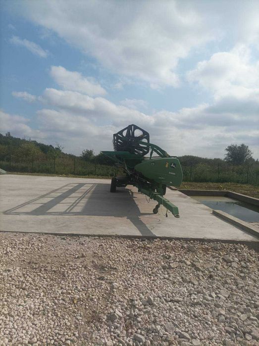 Комбайн зернозбиральний John Deere-9880STS