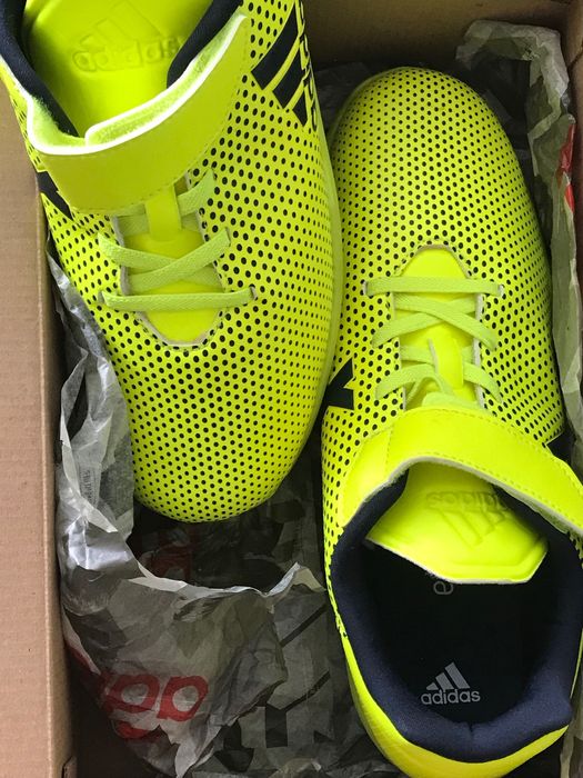 Сороконіжки Adidas Alta Turf X K. Футбольные бутсы. Кроссовки