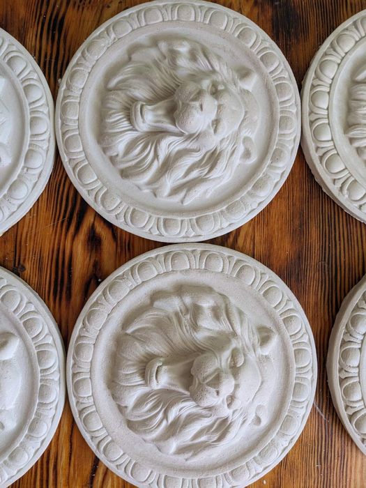 Накладка ,,Лев,,- 19см, гипс