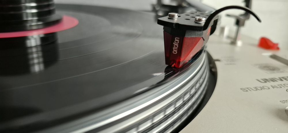 Piękny gramofon Universum system 6000.