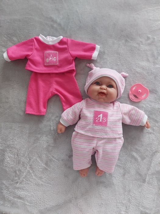 Boneca com acessórios