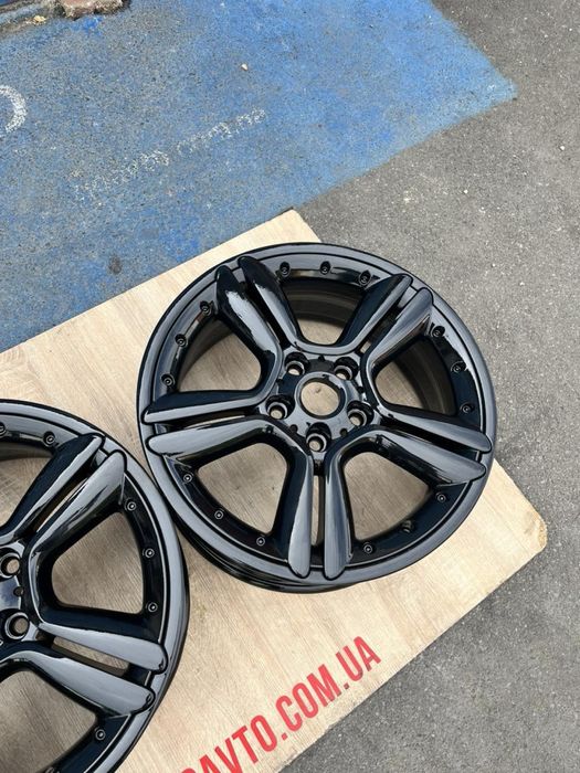 Goauto диски Minicoper 5/120 r18 et52 7,5j dia72,6 в чорному кольорі