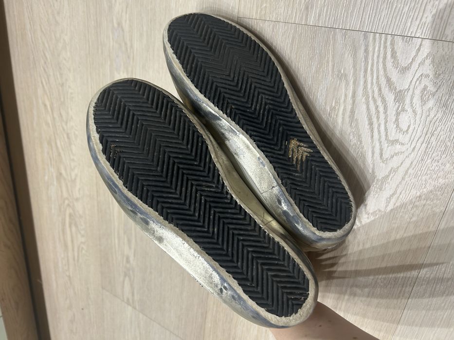 Białe Golden Goose superstar, r. 39