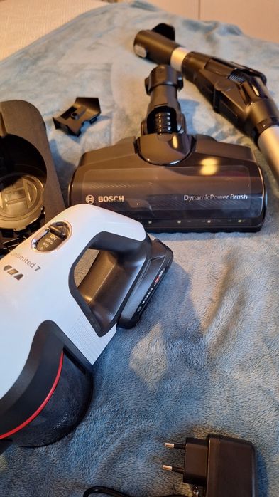 Aspirador vertical Bosh Ultimate 7