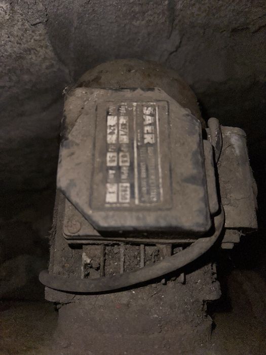 Vendo Forja eletrica