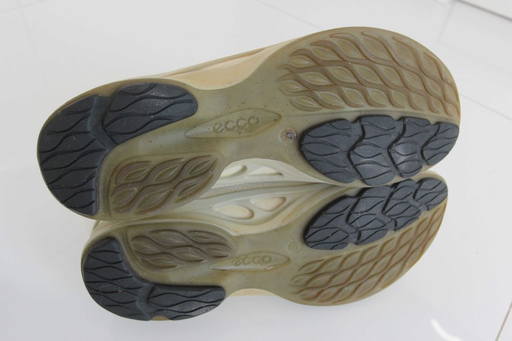 ECCO Biom skóra yaka bez wad unisex, 42