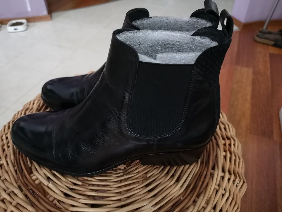 Skórzane sztyblety damskie Kazar rozmiar 37 - okazja!