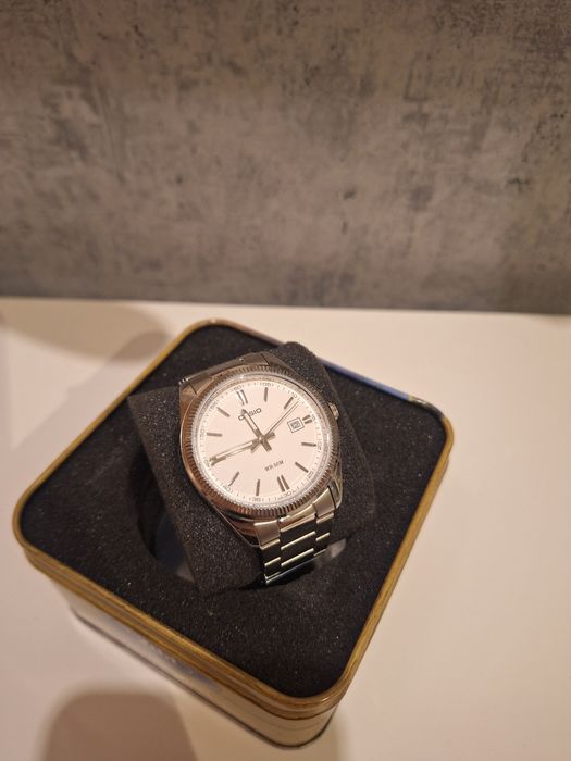 Zegarek Casio Srebrny