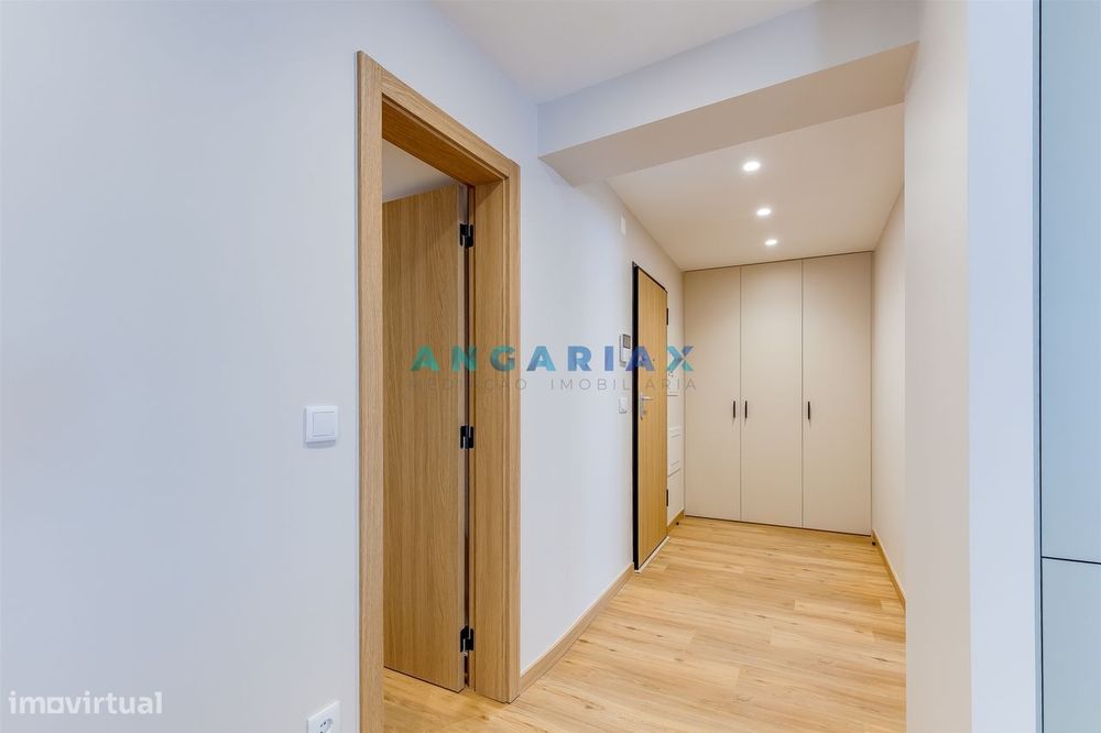 ANG1592 - Apartamento T1 para Venda em Leiria