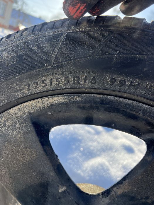 Титани r16  (Mersedes) з резиною