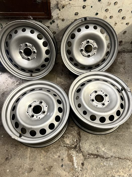Corsa b ,jantes 15 e prendedor do sinto