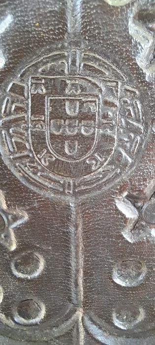 Cadeira de jantar antiga