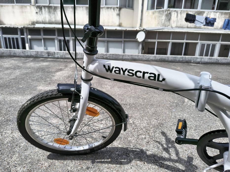 Bicicleta eayscral takeaway 100 quase sem uso