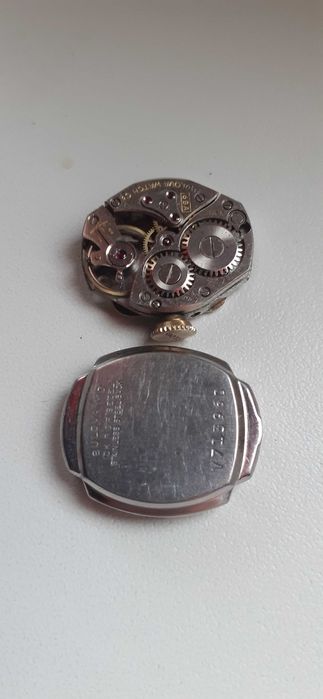 Zegarek z bransoletką BULOVA MO GOLD 10K R.G.P 17 Jewels.