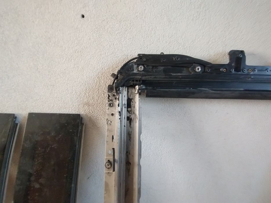 Люк на запчастини w169 w245  A180 B-Class