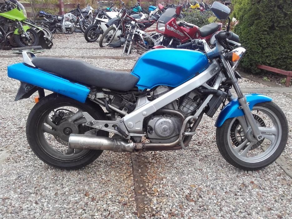 honda ntv650 ntv 650 silnik lagi gaźniki koło chłodnica bak części