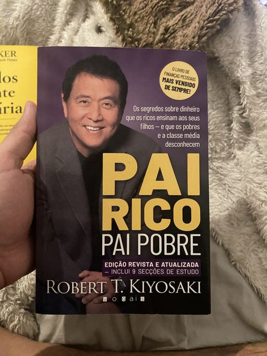 Livro pai rico pai pobre em portugues como novo