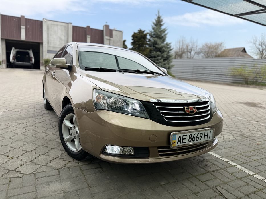 Geely Emgrand EC7 2013 год 1.8 ( 123.000 пробега ) не крашен