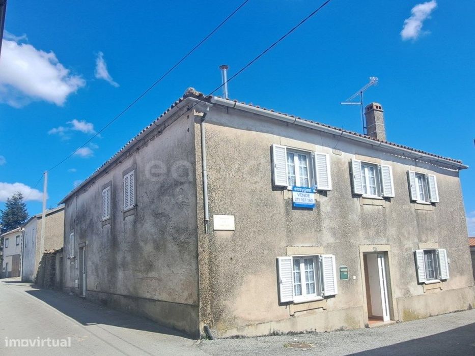 Magnífica Moradia T5 em Urrós, Mogadouro