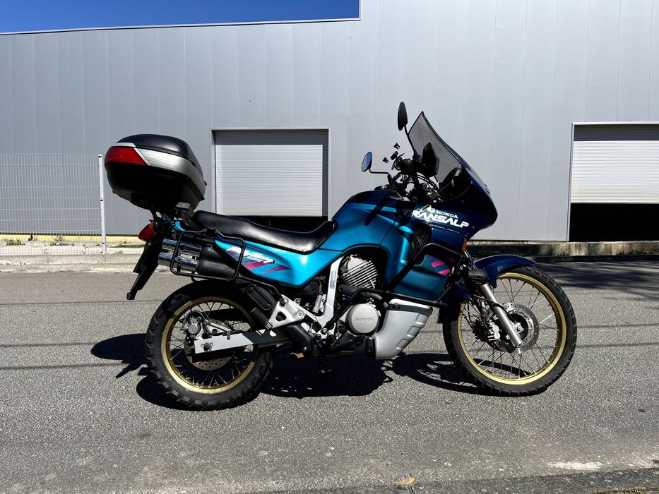Vendo Honda Transalp 600