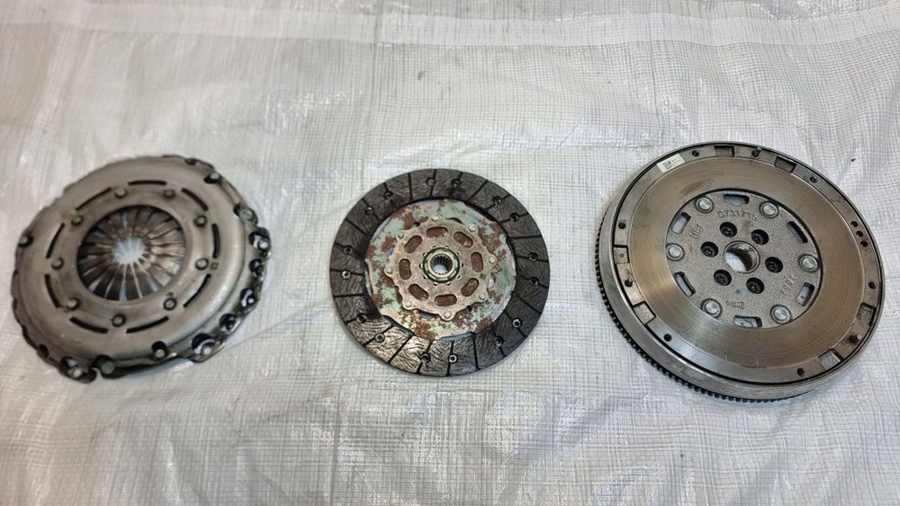 SPRZĘGŁO KOŁO DWUMASOWE OPEL CROSSLAND 1.5 BlueHDI 9812748880