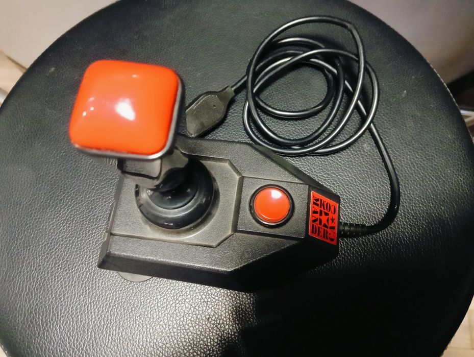 Joystick Atari Commodore Amiga Commander