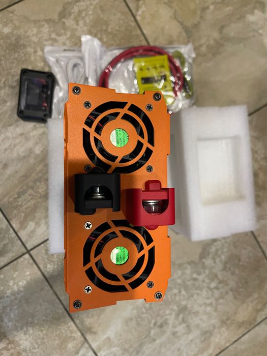 Інвертор 24v 220v