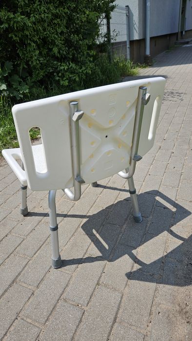 Krzesło rehabilitacyjno-prysznicowe
