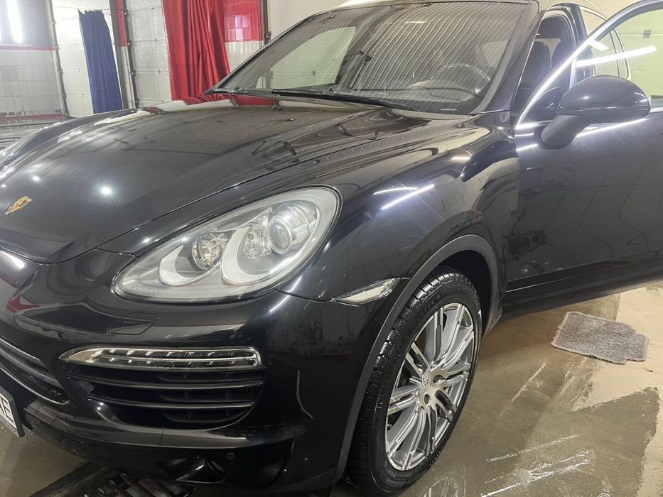 Продам Porsche Cayenne