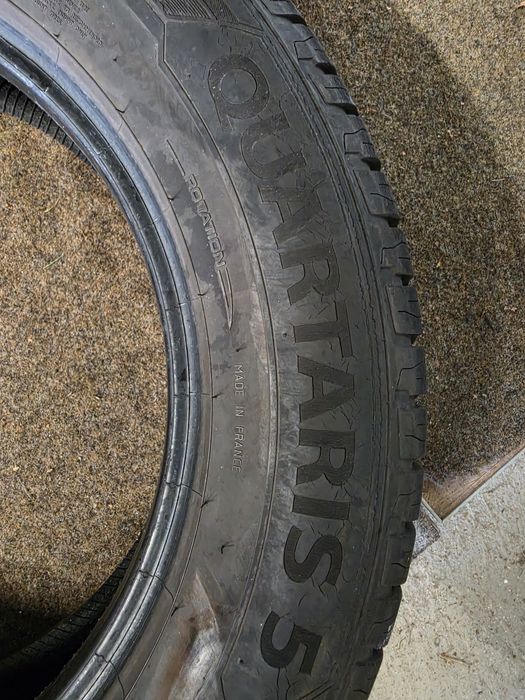225/55R15 Barum Quartisc5 2021r