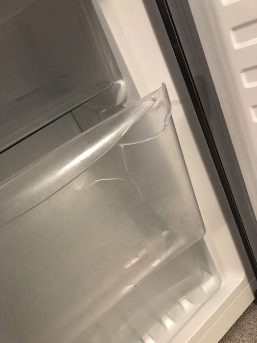 Продам холодильник Zanussi