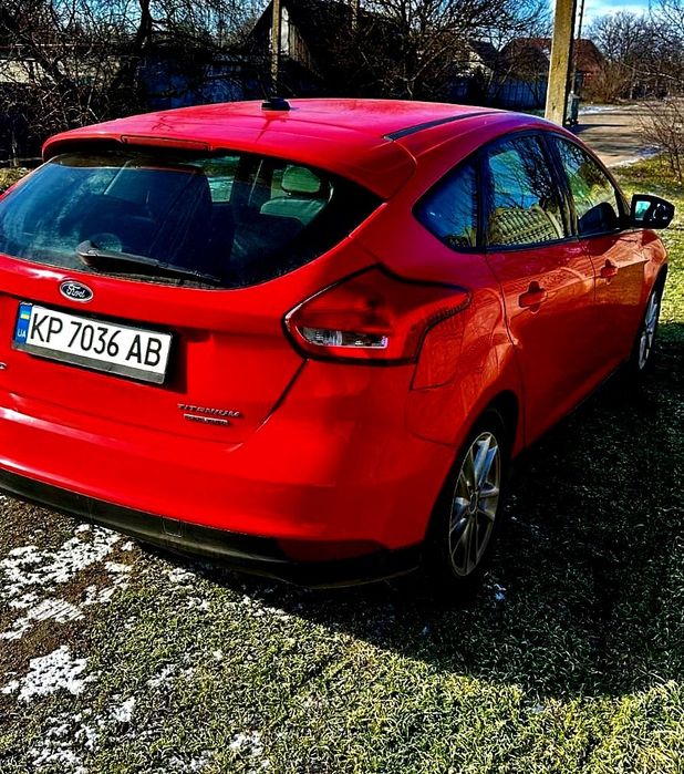 Ford Focus 2017 VIN 1FADP3K21HL247086 фото оголошення 8 з 17