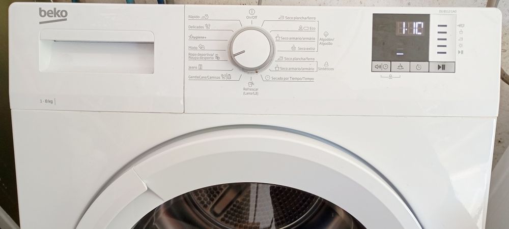 Máquina secar roupa como nova