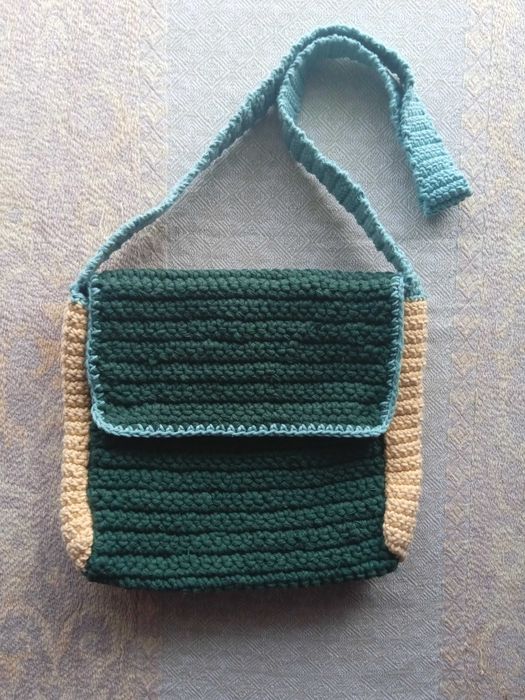 Bolsas a tiracolo artesanais