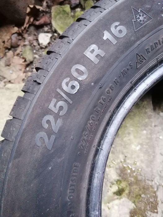 225/60/16 Continental 2024 rok zimowe