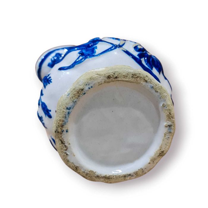 Conjunto Antigo Jarra e Bacia em Faiança Azul e Branca – Século XIX