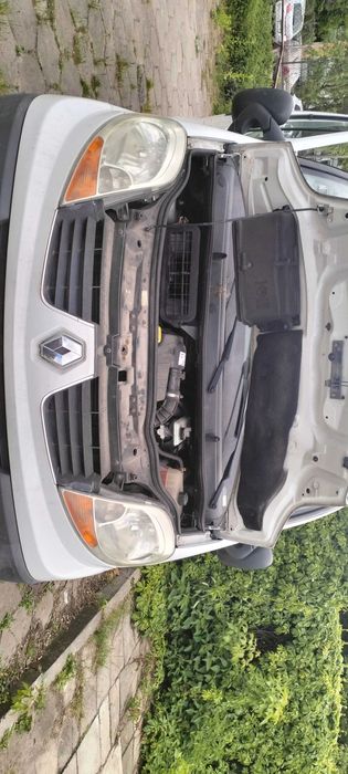 Renault trafic 2007 rok 2.5 diesel