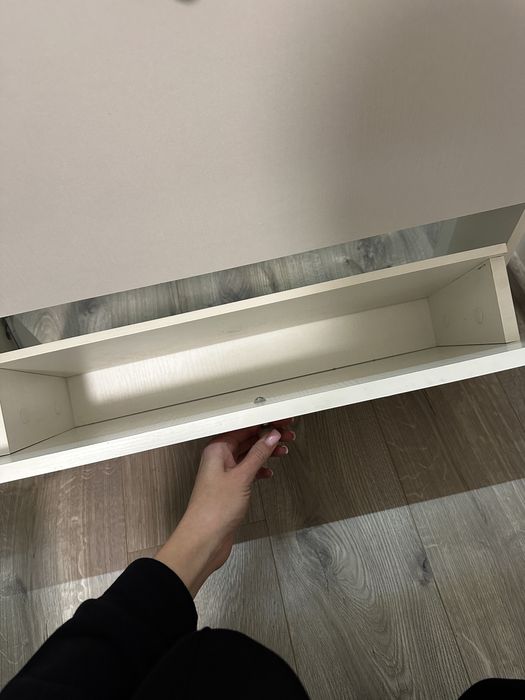 Шафа для взуття біла