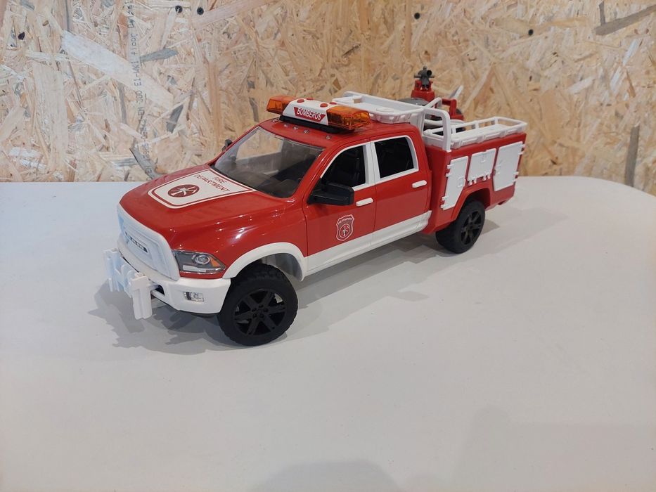 Bruder Dodge Ram Straż