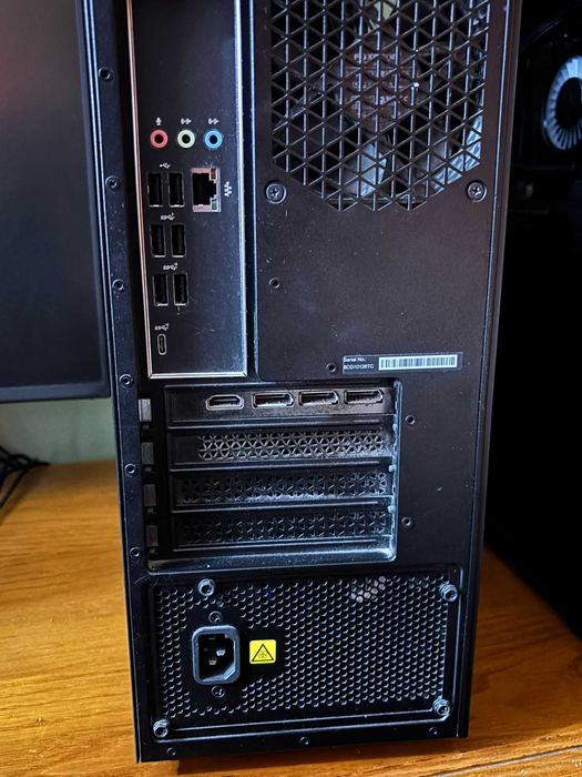 Desktop OMEN 30L | i7-10700 | RTX 3070 8GB | 16GB RAM (2 x 8GB)