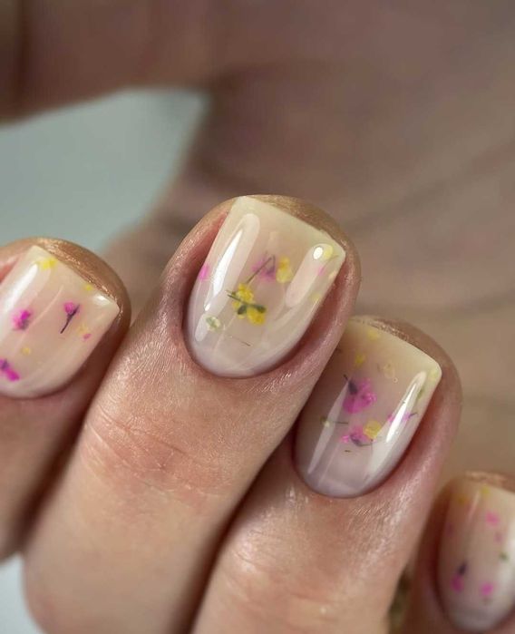 Маникюр недорого Парус Покровский Красный камень Днепр