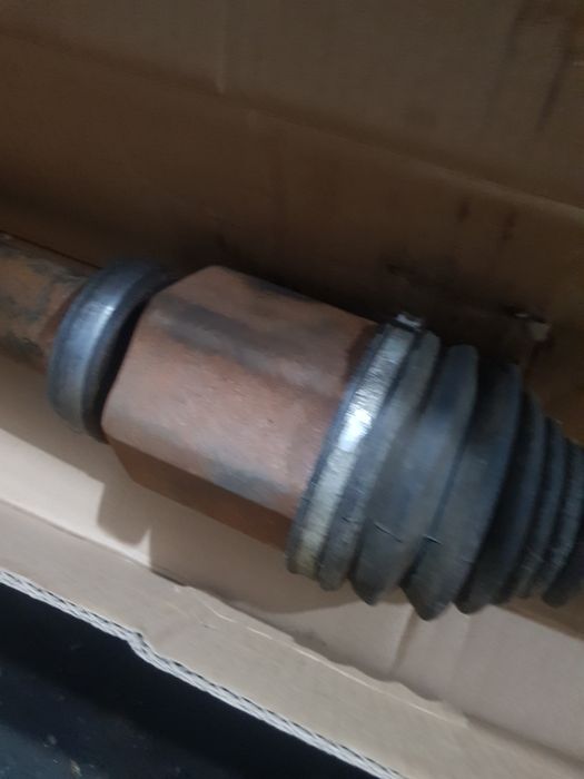 Ford ескейп полуось,стойка, ступица,рычаг ,поворотный кулак: 1 500 грн ...