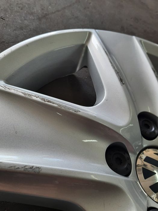 (12) Kołpaki 16" - Volkswagen [3 szt]