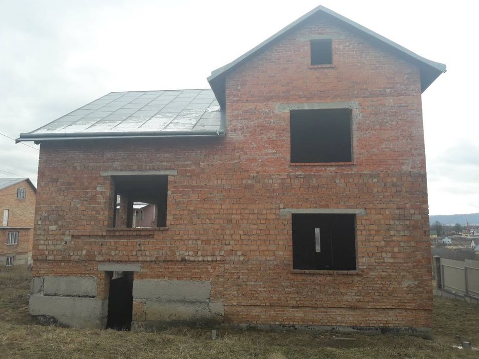 Бдинок незавершене будівництво Солець
