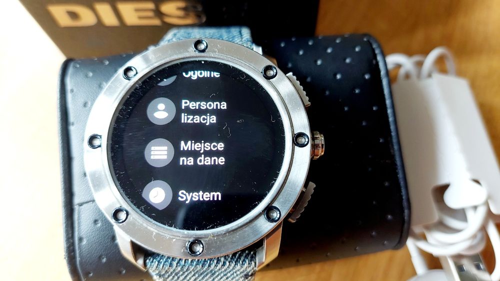 SMARTWATCH Diesel ON Axial 2015 DZT2015